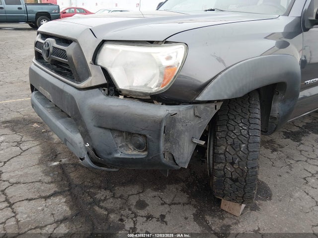 Toyota Tacoma 2015 5TFUX4EN7FX030945 Image 6