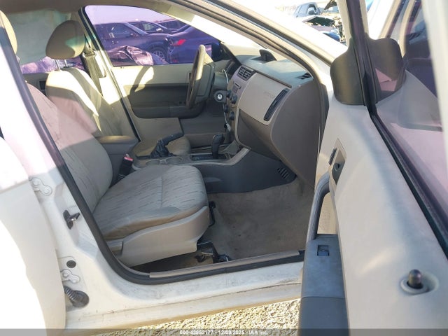 2010 FORD FOCUS 1FAHP3FN0AW191829 Photo 4
