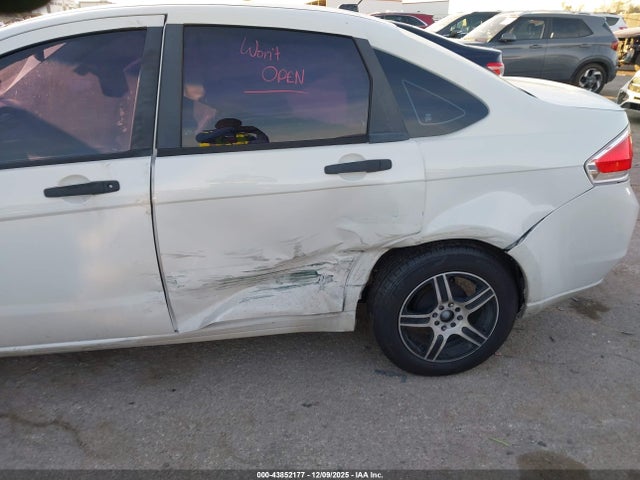 2010 FORD FOCUS 1FAHP3FN0AW191829 Photo 5