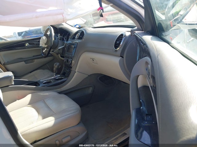 43852178 :رقم المزاد ، 5GAKRBKD2GJ143726 vin ، 2016 Buick Enclave Leather مزاد بيع