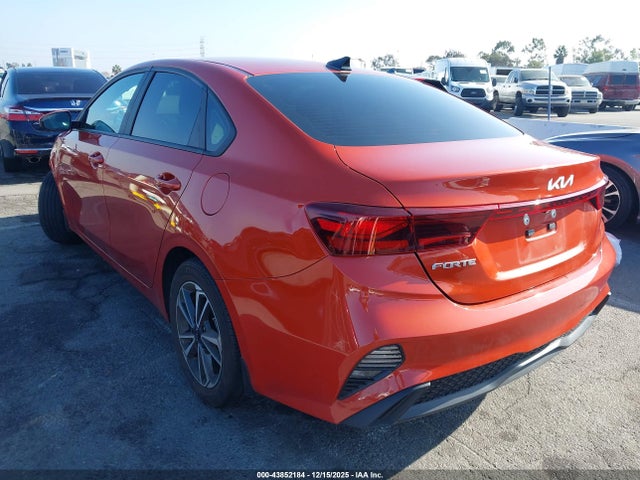 2023 KIA FORTE 3KPF24AD1PE507133 Photo 2