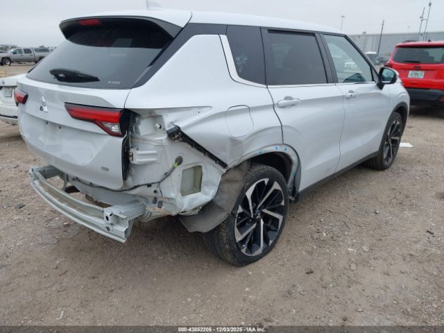 2024 MITSUBISHI OUTLANDER JA4J4VA88RZ050982 Photo 3