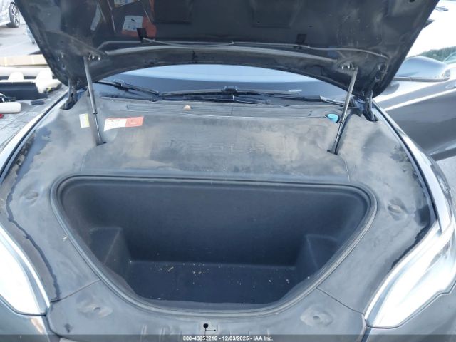 2016 TESLA MODEL S 5YJSA1E19GF142372 Photo 9