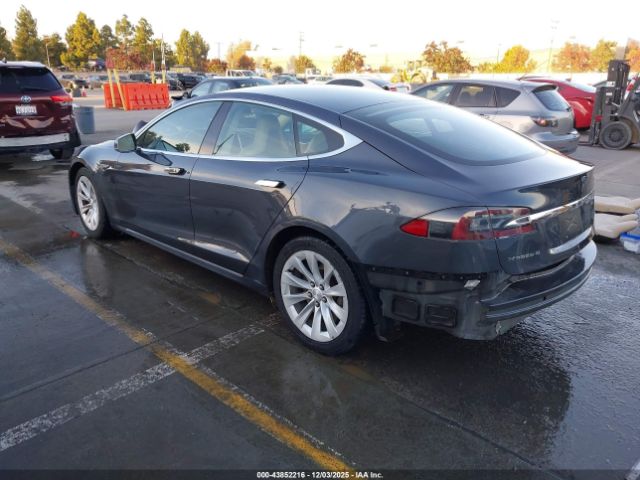 2016 TESLA MODEL S 5YJSA1E19GF142372 Photo 2
