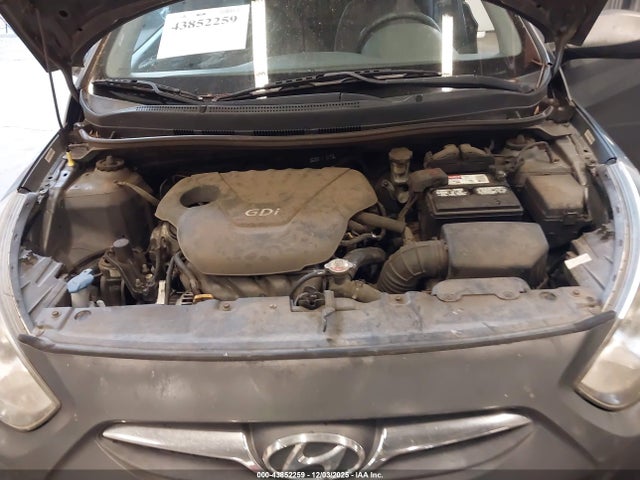 2013 HYUNDAI ACCENT KMHCU4AE3DU315551 Photo 9