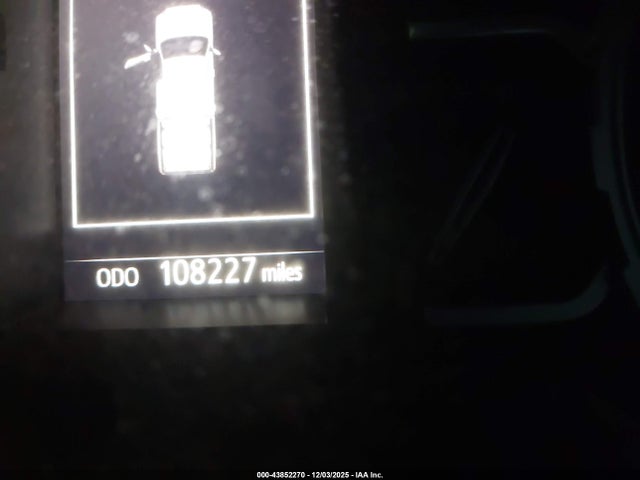 5TFDY5F13JX694747 Toyota Tundra Sr5 5.7l V8