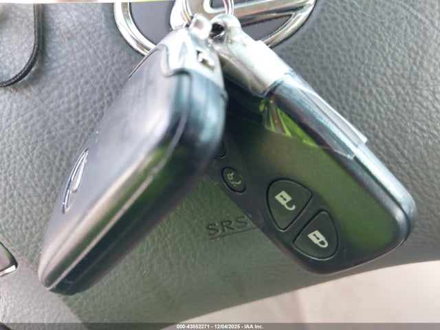Продаж на аукціоні авто 2010 Lexus Ls 460, vin: JTHBL5EF8A5101039, номер лоту: 43852271