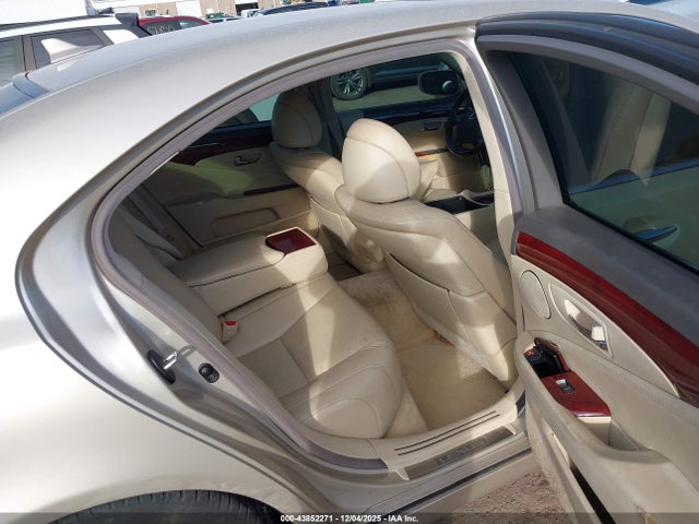 Продаж на аукціоні авто 2010 Lexus Ls 460, vin: JTHBL5EF8A5101039, номер лоту: 43852271