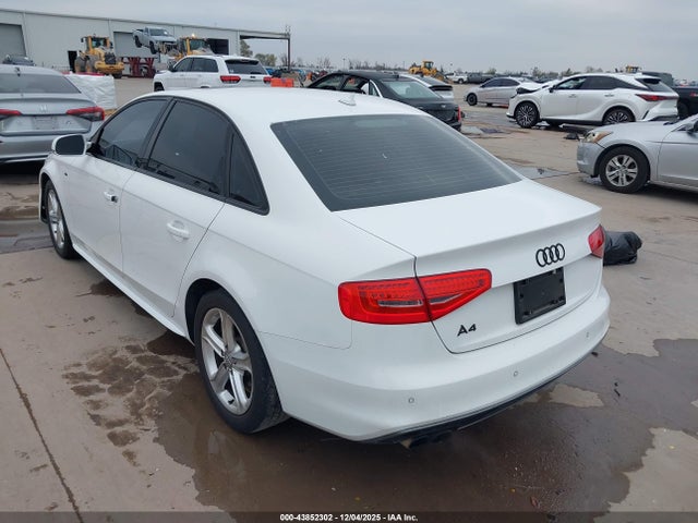 2014 AUDI A4 WAUEFAFL0EN036015 Photo 2
