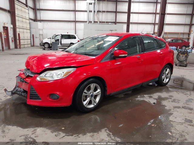 Ford FOCUS SE 2014 1FADP3K22EL237209 Image 2