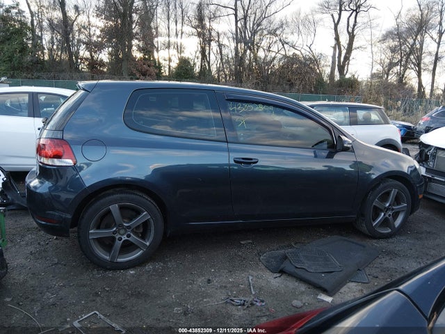 2010 Volkswagen Golf 2-door მანქანა იყიდება აუქციონზე, vin: WVWBB7AJ3AW277887, აუქციონის ნომერი: 43852309