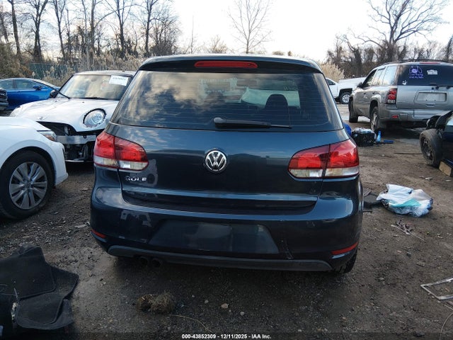 2010 Volkswagen Golf 2-door მანქანა იყიდება აუქციონზე, vin: WVWBB7AJ3AW277887, აუქციონის ნომერი: 43852309