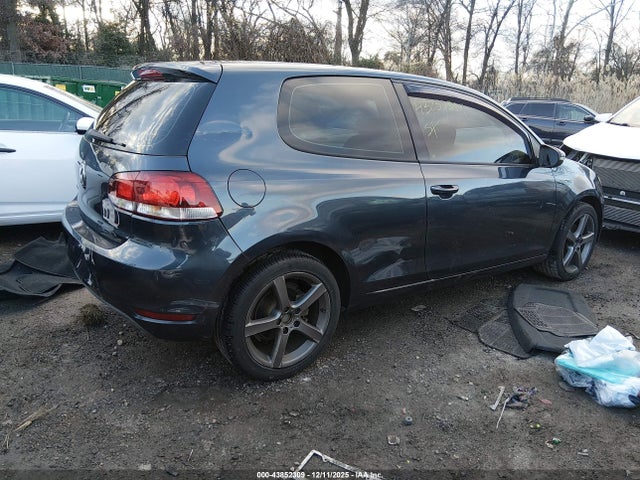 2010 Volkswagen Golf 2-door მანქანა იყიდება აუქციონზე, vin: WVWBB7AJ3AW277887, აუქციონის ნომერი: 43852309