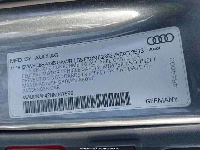 2017 AUDI A4 WAUDNAF42HN047996 Photo 8