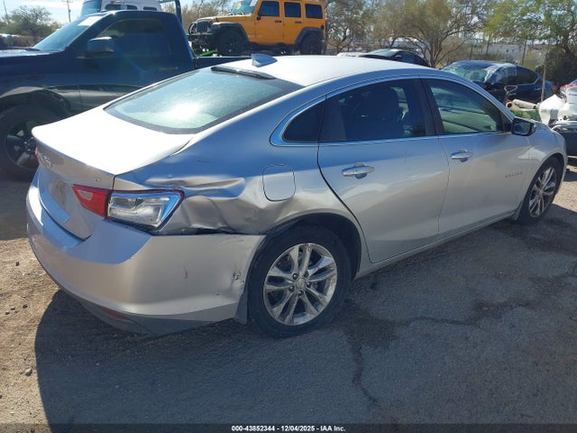 Chevrolet MALIBU LT 2018 1G1ZD5ST5JF135403 Image 4