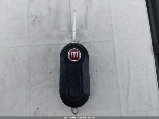 2017 FIAT 500 3C3CFFCR4HT535862 Photo 10