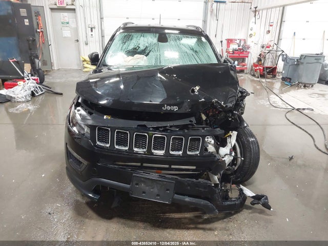 Jeep Compass Sport 4x4 2018 3C4NJDAB8JT320682 Image 12