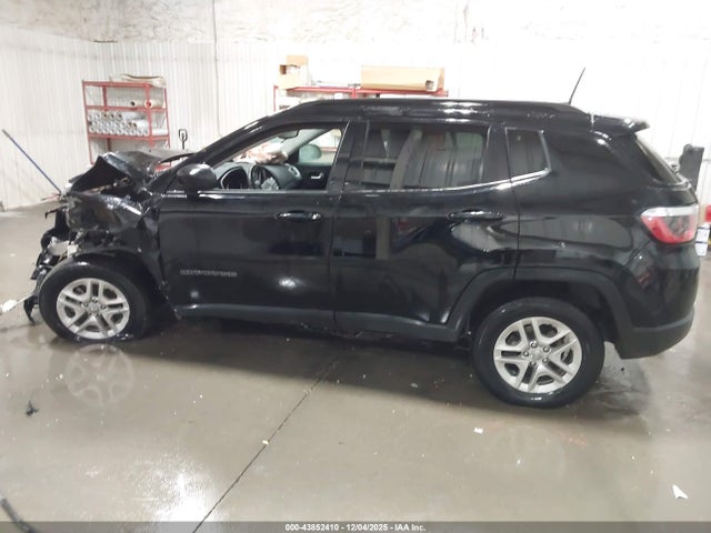 Jeep Compass Sport 4x4 2018 3C4NJDAB8JT320682 Image 14