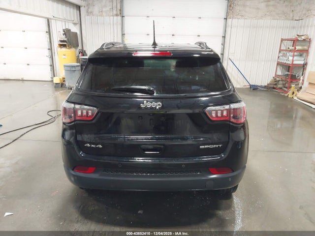 Jeep Compass Sport 4x4 2018 3C4NJDAB8JT320682 Image 16
