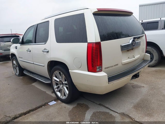 2007 CADILLAC ESCALADE 1GYEC63897R320077 Photo 2