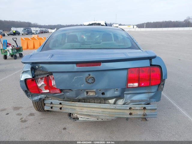 43852455 :رقم المزاد ، 1ZVFT80N155103849 vin ، 2005 Ford Mustang V6 Deluxe/v6 Premium مزاد بيع