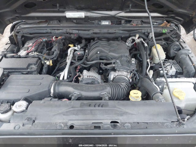 1C4BJWDGXHL502248 Jeep Wrangler Unlimited Sport 4x4