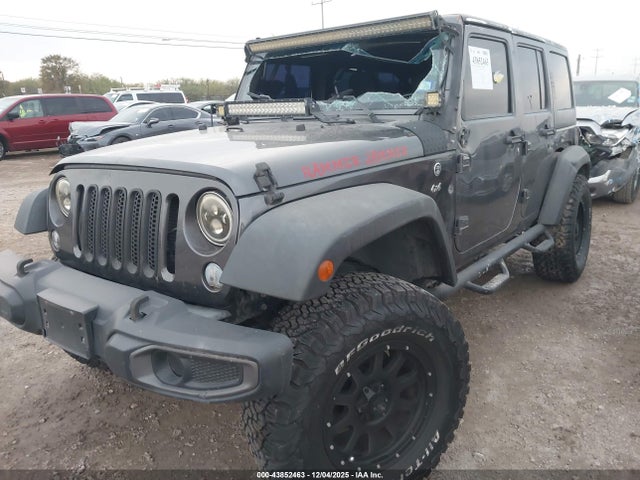 1C4BJWDGXHL502248 Jeep Wrangler Unlimited Sport 4x4