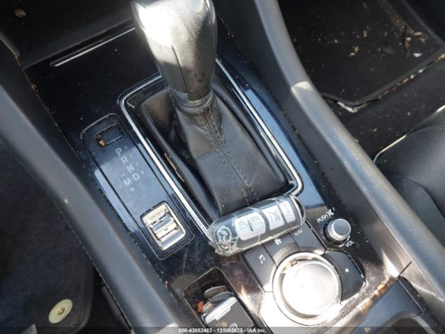 2018 MAZDA MAZDA6 JM1GL1UM0J1329687 Photo 10