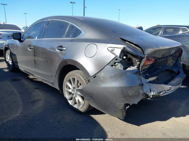 2018 MAZDA MAZDA6 JM1GL1UM0J1329687 Photo 2