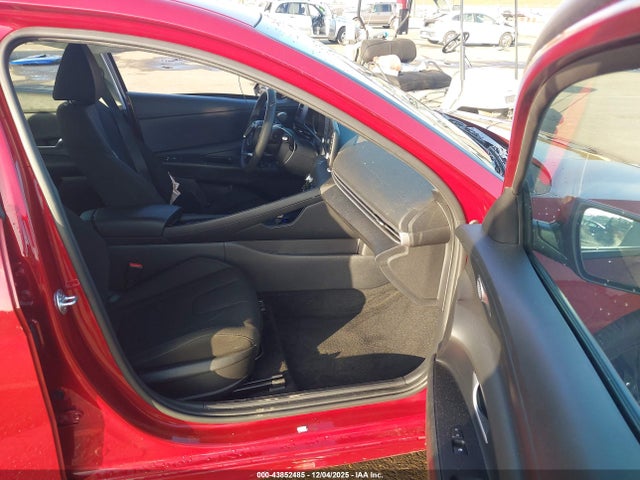 KMHLM4AJXPU088599 Hyundai Elantra Hybrid Blue