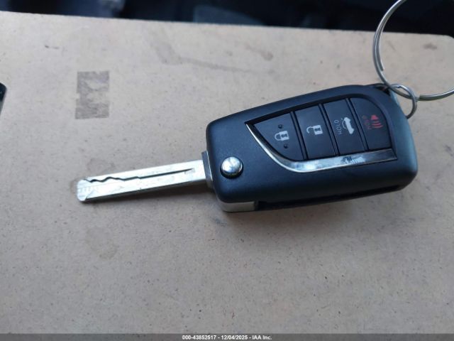 2020 TOYOTA CAMRY 4T1G11AK4LU982657 Photo 10