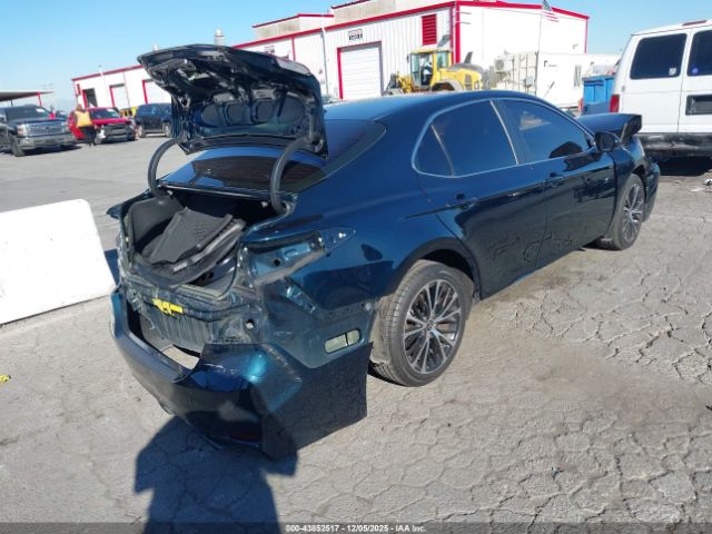 2020 TOYOTA CAMRY 4T1G11AK4LU982657 Photo 3