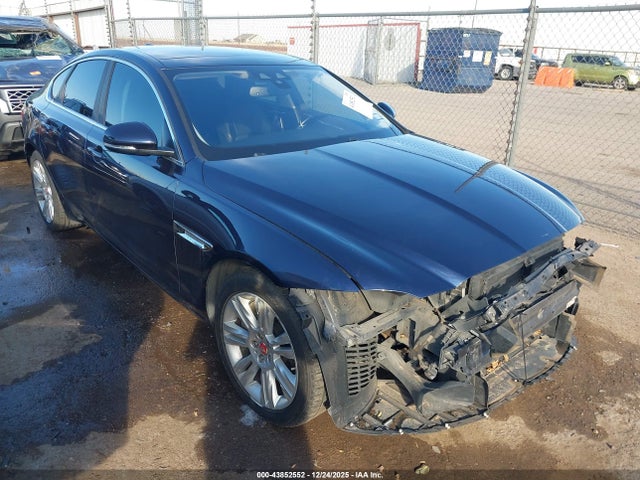 2017 JAGUAR XF SAJBJ4BV2HCY30982