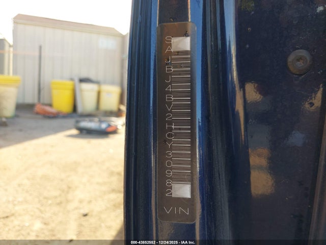 2017 JAGUAR XF SAJBJ4BV2HCY30982 Photo 8