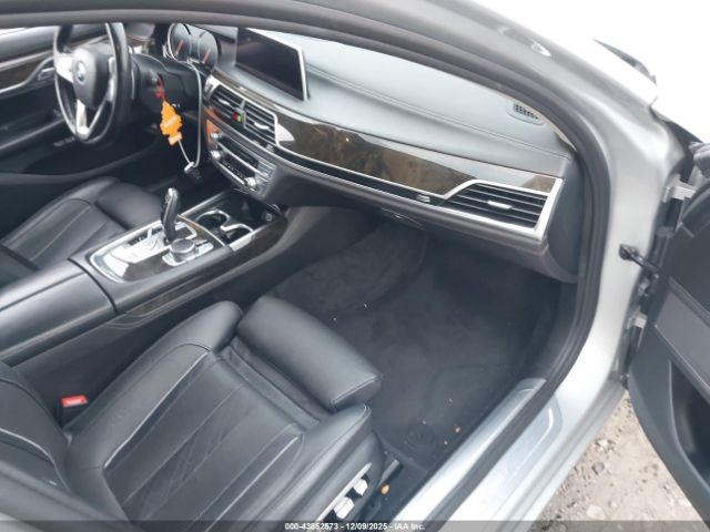 2016 BMW 740I WBA7E2C51GG546792 Photo 4