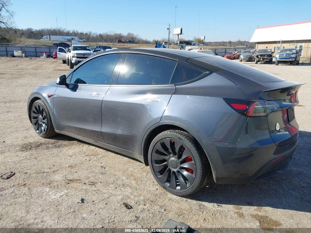 2022 TESLA MODEL Y 7SAYGDEF3NF382829 Photo 2