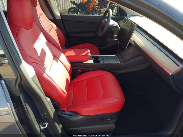 2022 TESLA MODEL Y 7SAYGDEF3NF382829 Photo 4