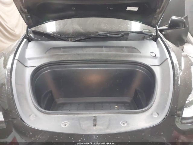 2022 TESLA MODEL Y 7SAYGDEE1NF480037 Photo 9