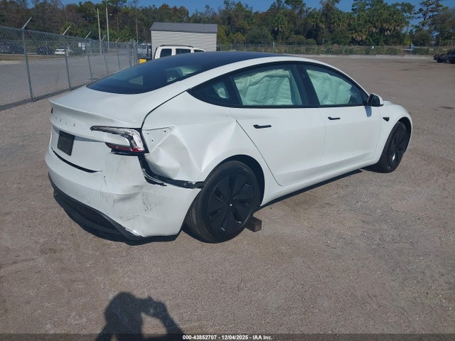 2025 TESLA MODEL 3 5YJ3E1EAXSF014305 Photo 3