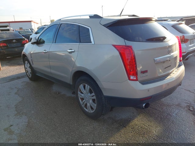 2011 CADILLAC SRX 3GYFNAEY2BS614862 Photo 2