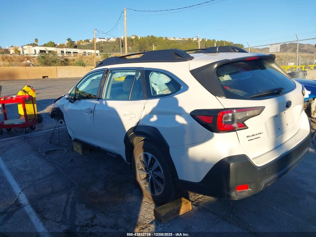 Subaru Outback 2023 4S4BTAAC0P3138818 Image 3