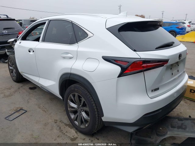 2018 LEXUS NX 300 JTJYARBZ5J2115552 Photo 2