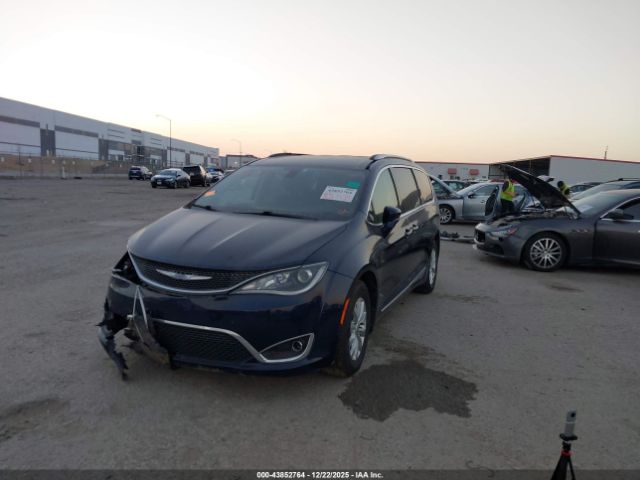 2019 CHRYSLER PACIFICA 2C4RC1BG8KR539506 Photo 1