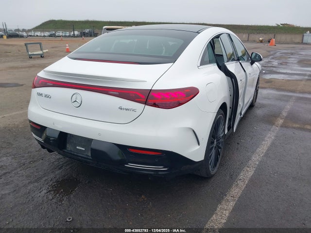 2023 MERCEDES-BENZ EQE 350 W1KEG1CB2PF031414 Photo 3