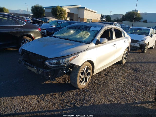 KIA Forte Lxs 2021 3KPF24AD9ME349071 Image 2