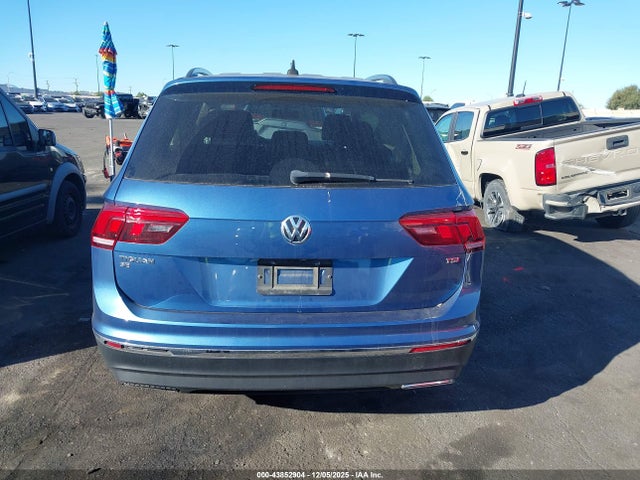 3VV3B7AX4JM087882 Volkswagen Tiguan 2.0t Se/2.0t Sel