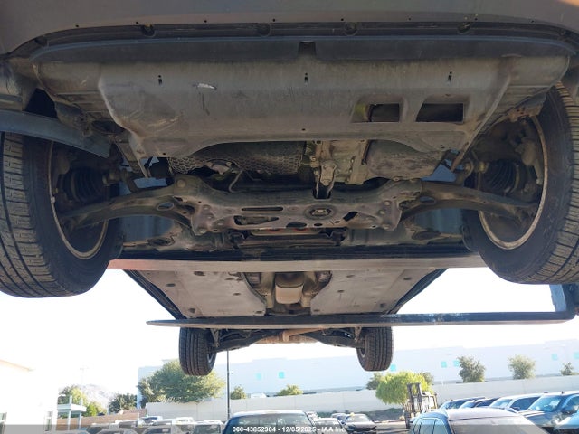 3VV3B7AX4JM087882 Volkswagen Tiguan 2.0t Se/2.0t Sel