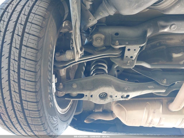 3VV3B7AX4JM087882 Volkswagen Tiguan 2.0t Se/2.0t Sel
