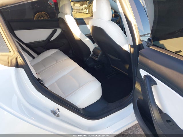 2021 TESLA MODEL 3 5YJ3E1EA7MF928708 Photo 7