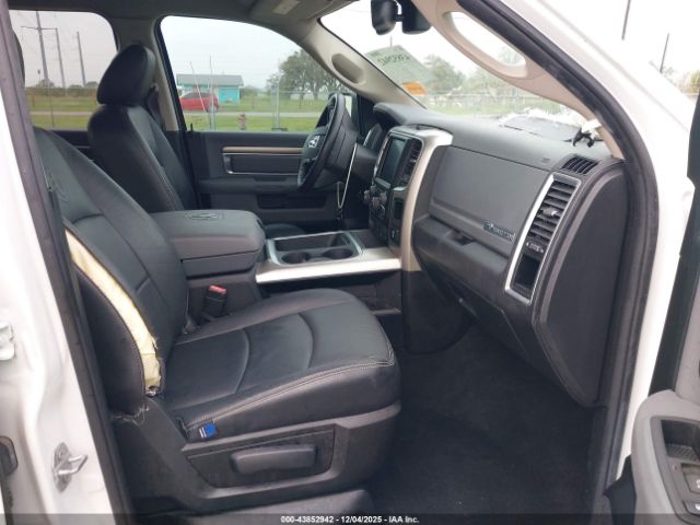 2018 RAM 1500 1C6RR6LT7JS105587 Photo 4